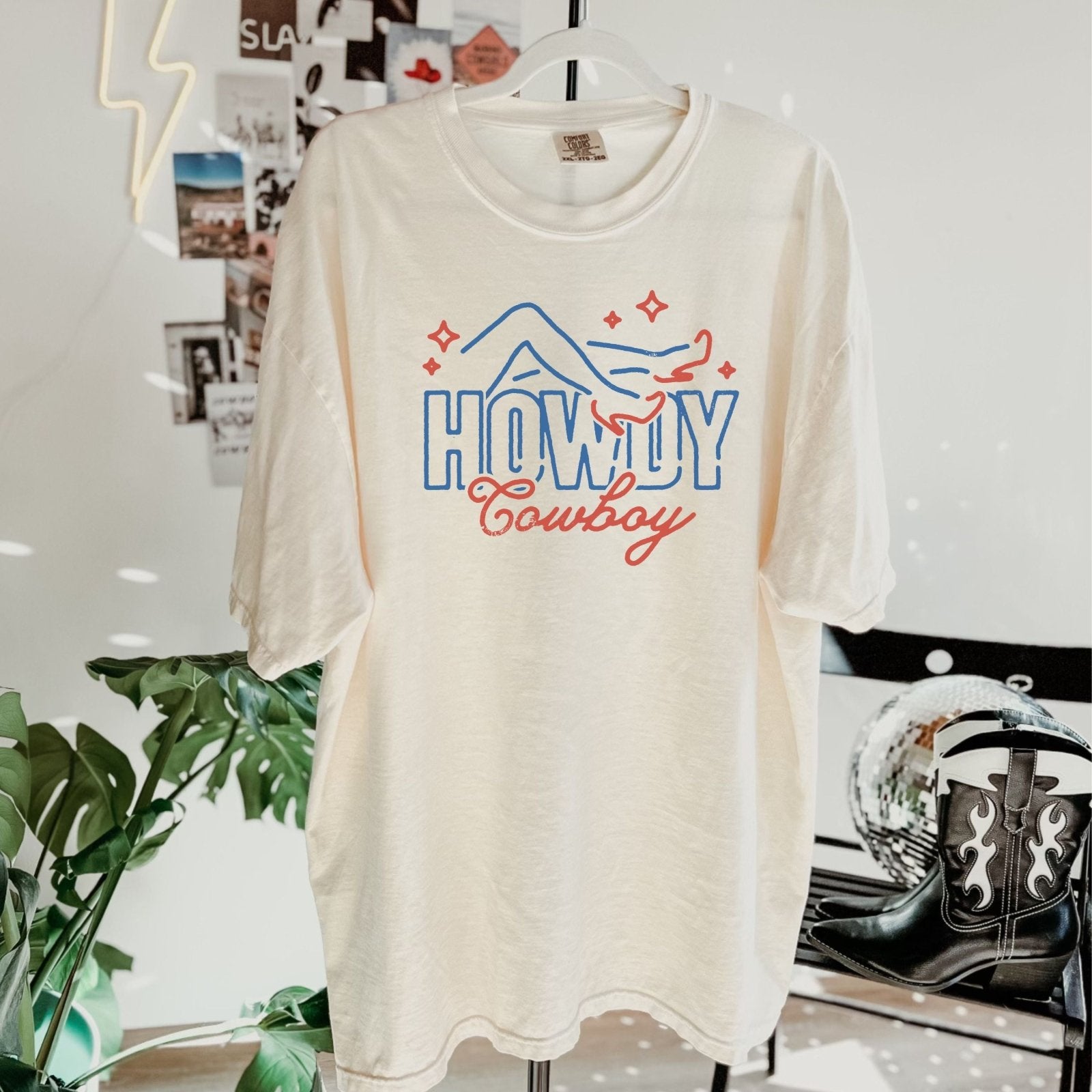 country girl,country shirt,cowgirl aesthetic,cowgirl shirt,cowgirl tee,oversized tee,western outfit,western shirt