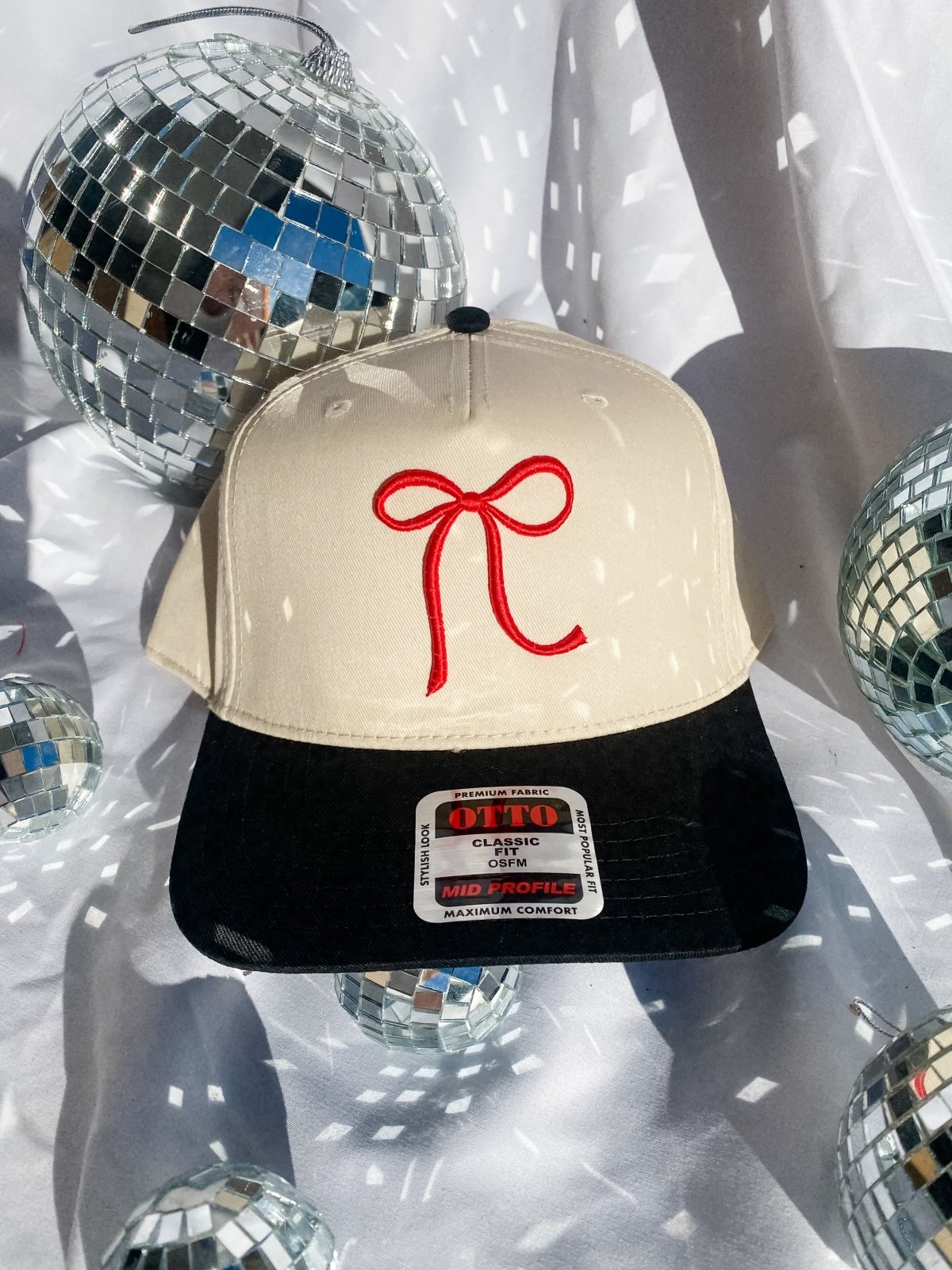 Bow - Trucker Hat Cream/Black