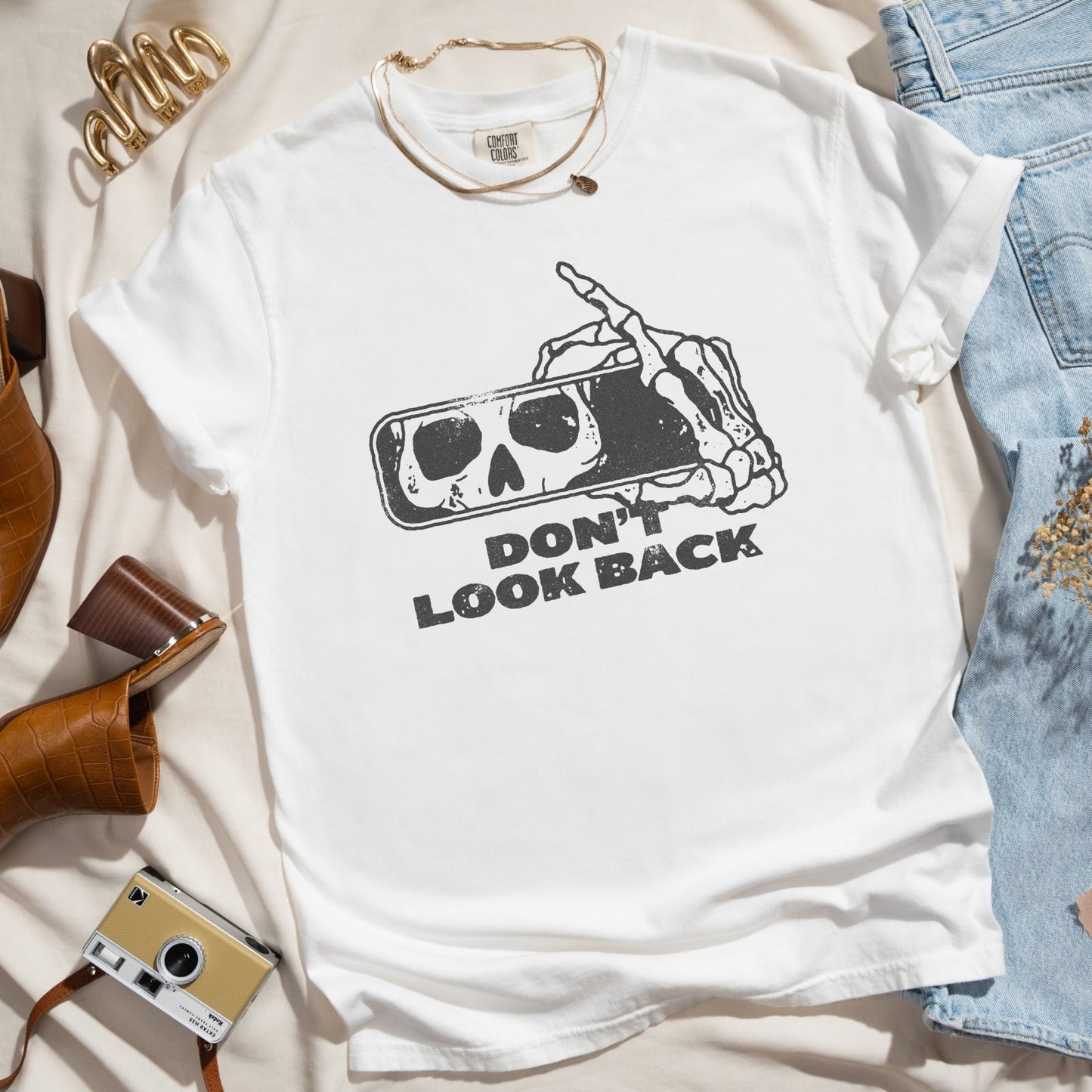 Don't Look Back | Comfort Tee - Coco & Rho