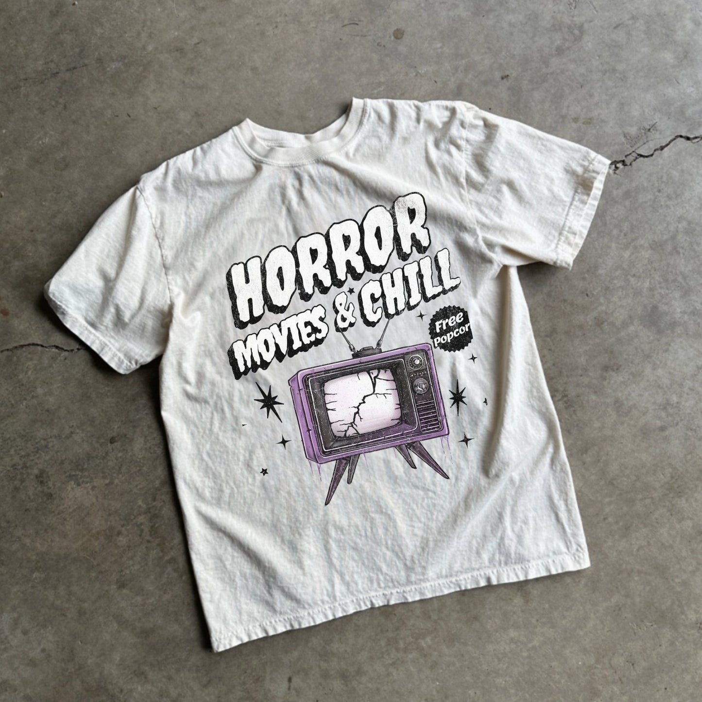 Horror Movies & Chill | Comfort Tee