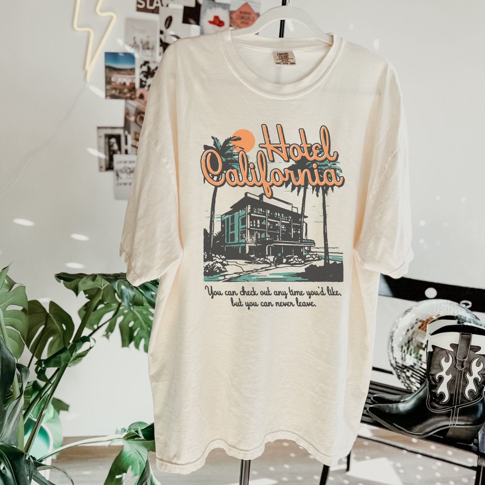 Hotel California | Comfort Tee - Coco & Rho