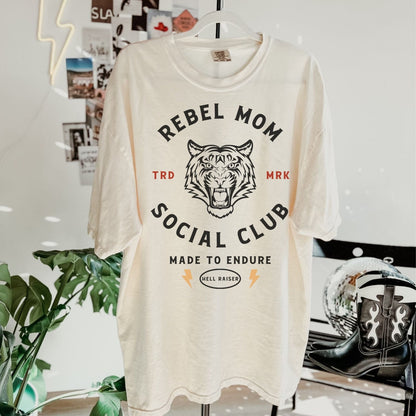 Rebel Mom Social Club | Comfort Tee - Coco & Rho